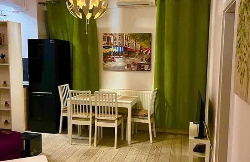 Аренда комфортной 2-комнатной квартиры с двориком, 41 м², Мамаия Норд, Констанца, Румыния